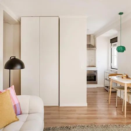Stunning Views | Chic Apartmán Lisboa