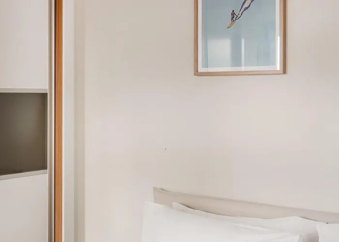 Stunning Views | Chic Apartmán